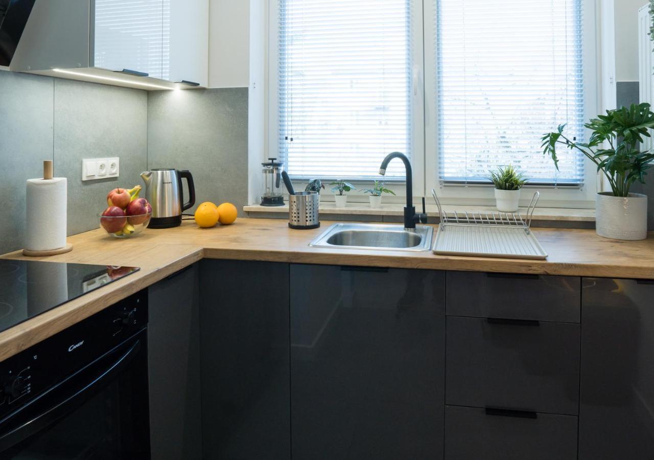 Apartament Sloneczny Kamienica Grochow With Free Parking Warszawa Zewnętrze zdjęcie
